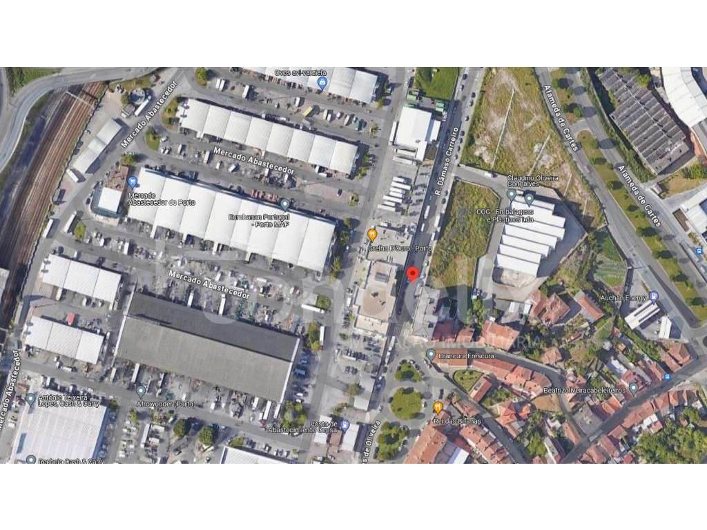 Terreno junto ao Estádio de Dragão - Grande imagem: 2/3