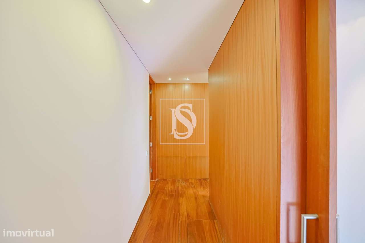 Moradia T3 individual com jardim e garagem na Póvoa de Varzim-27