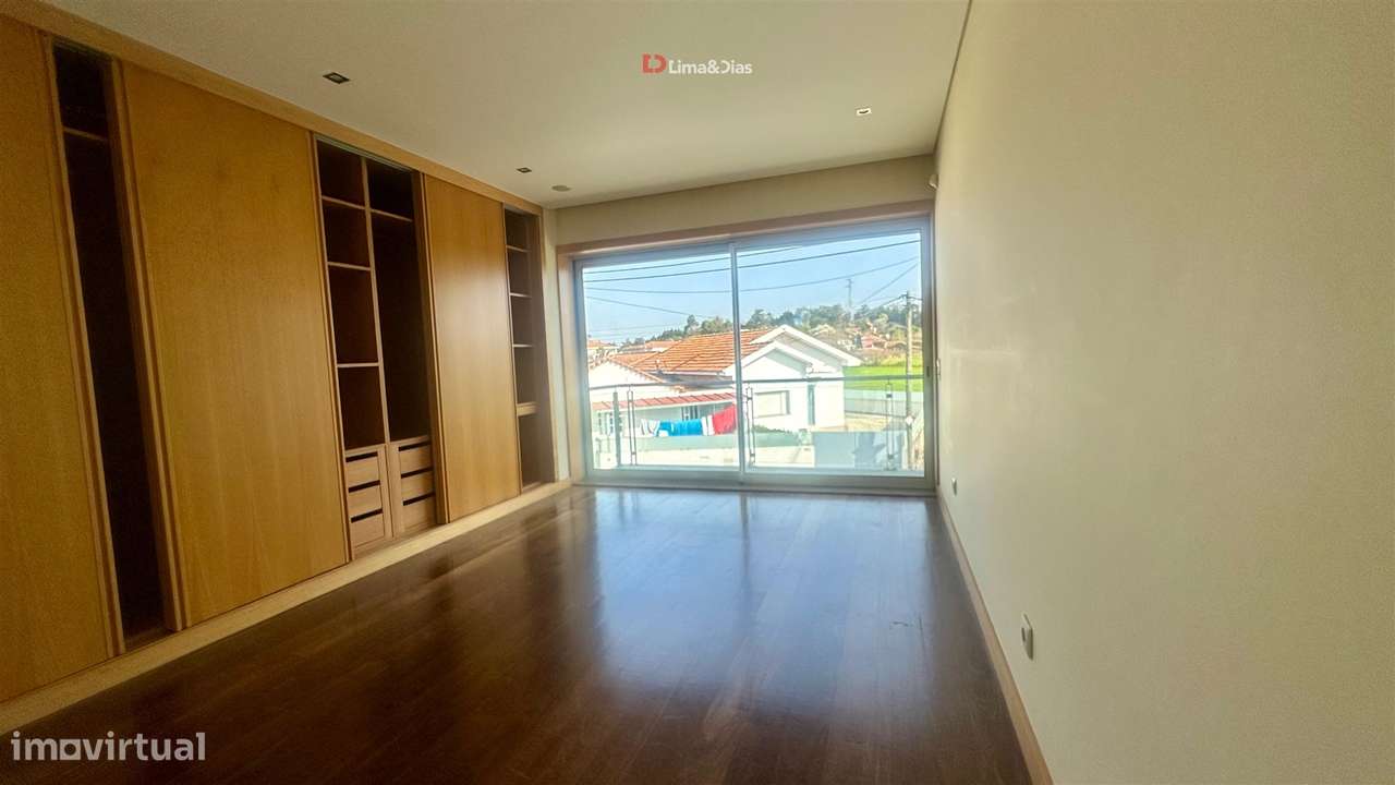 Moradia Geminada T4 Venda em Pedroso e Seixezelo,Vila Nova de Gaia-16