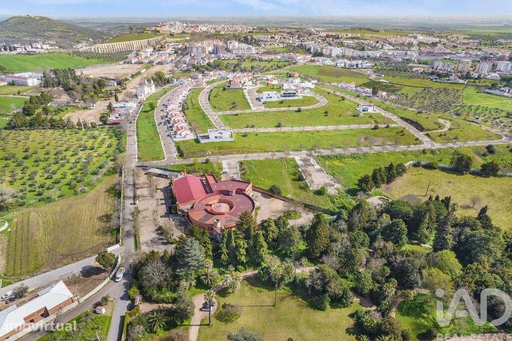 Propriedade T33 em Assunção, Ajuda, Salvador e Santo Ildefonso de 2162 - Grande imagem: 5/21