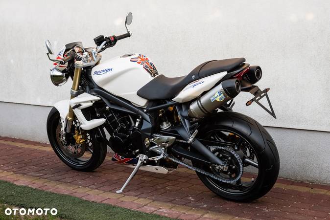 Triumph Street Triple - 5