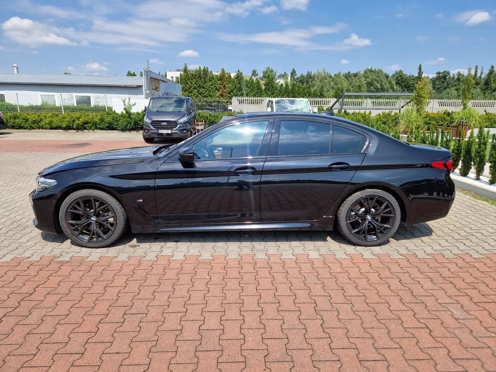 BMW 5 Series G30/G31 (2017-2023) 520d xDrive mHEV M Sport sport 2023