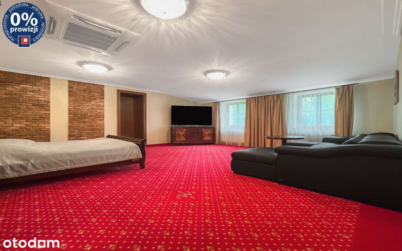 Prestiżowa rezydencja z basenem i zabytkowym parkiem | Cieszanowice.-11