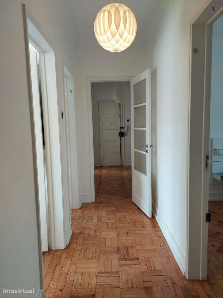 Apartamento com 2 quartos - localizado em Roma-Areeiro Lisbon - Grande imagem: 3/6