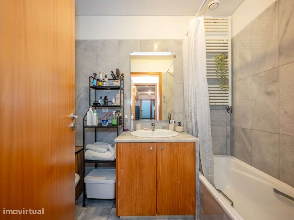 APT T2+1 | QUINTA DA SEARA | ÚLTIMO PISO | GARAGEM | ARRUMO-22