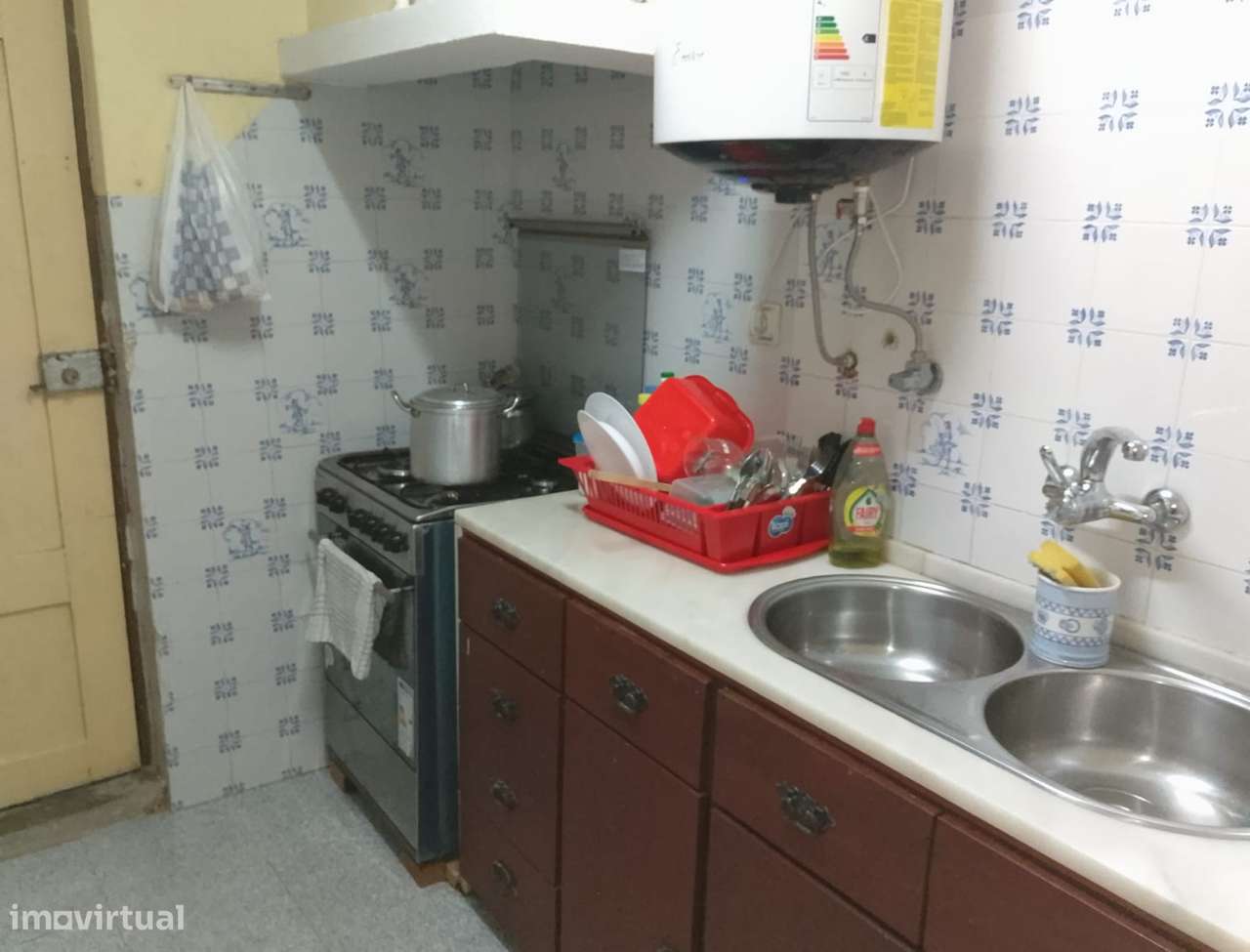 Prédios com 7 fogos-7