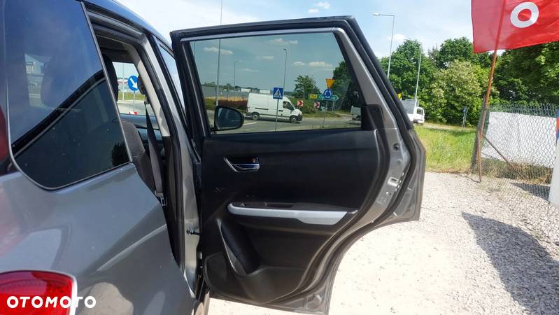 Suzuki Vitara 1.6 DDiS (4x2) Comfort+ - 14