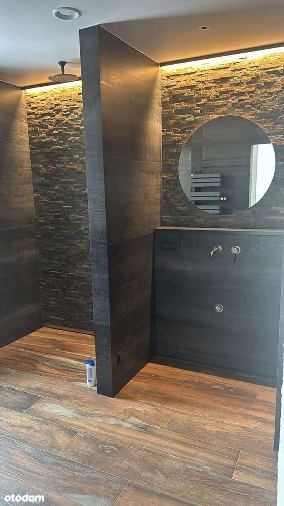 Stylowe mieszkanie w zabudowie blizniaczej w pobliżu Warszawy-1