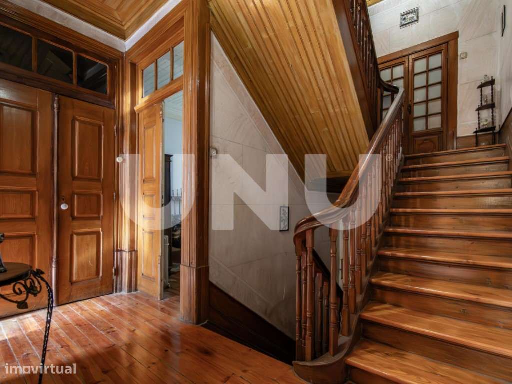 Prédio com Dois Edifícios Independentes no Tortosendo - Elevado Pot...-5