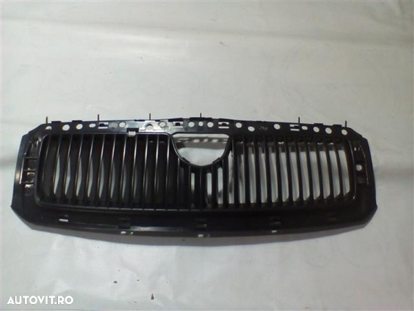 Grila capota Skoda Fabia 1 An 1999-2007 cod 6Y0853668B - 2