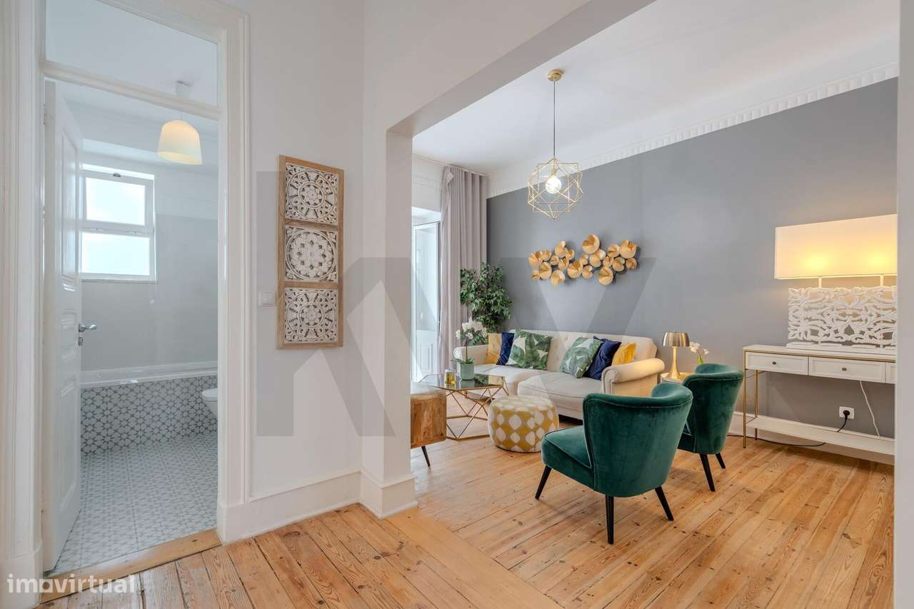 Apartamento T3 transformado em T2 -  Renovado com Charme Clássico em A - Grande imagem: 4/29