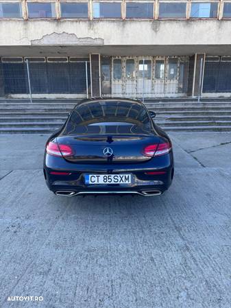 Mercedes-Benz C 300 Coupe 9G-TRONIC - 6