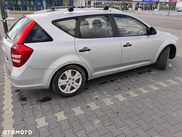 Kia Ceed Cee'd 1.4 Comfort - 6