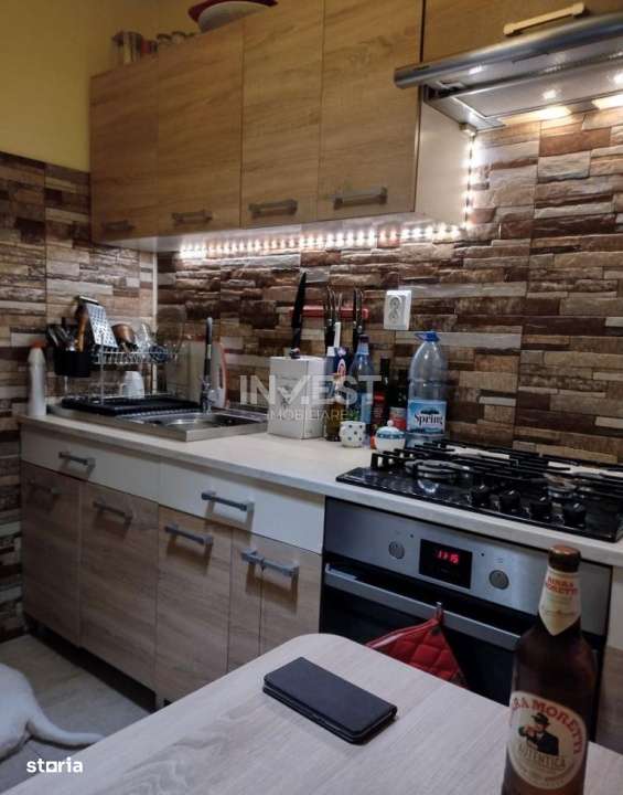 DE VANZARE-APARTAMENT 4 CAMERE-ALEXANDRU CEL BUN - Imagine principală: 1/8