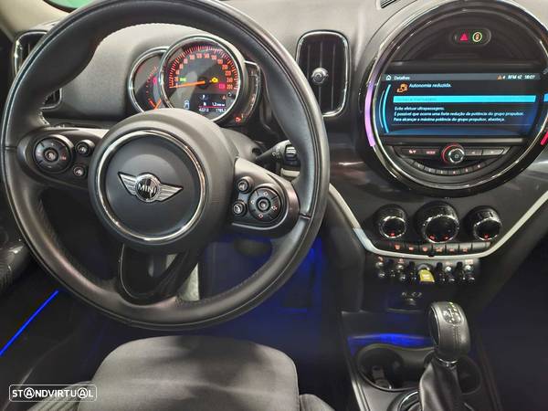 MINI Countryman Cooper SE ALL4 Auto - 9