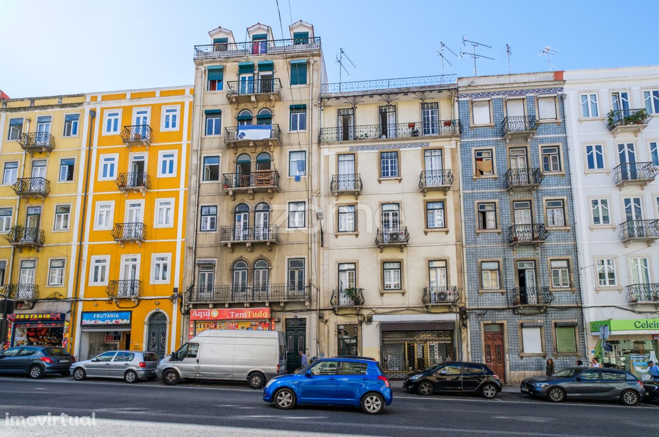 Apartamento T4 para venda na Penha de França em Lisboa