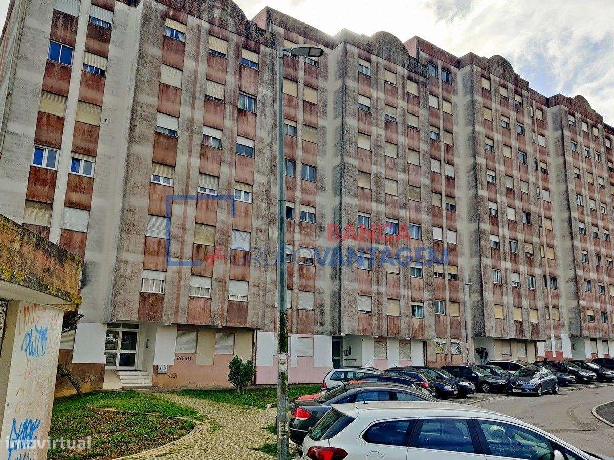 Apartamento T2 - Rio de Mouro - Grande imagem: 3/7