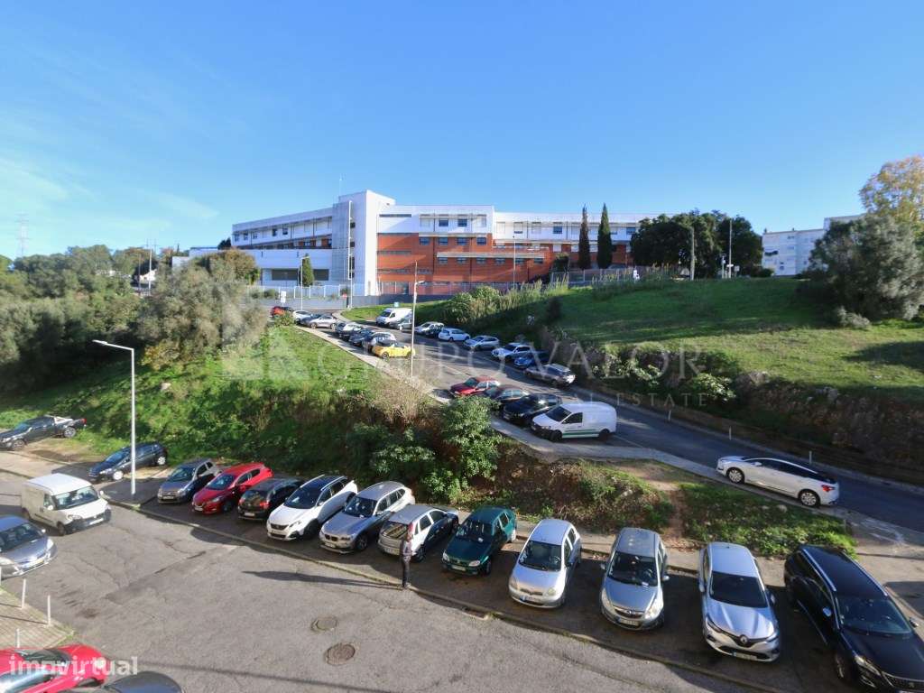 Apartamento T3 em Queluz-9