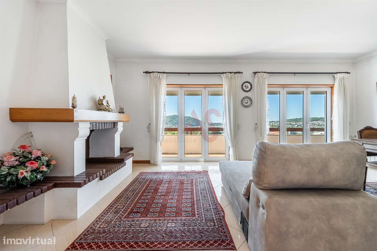 Moradia T5 com Vista Deslumbrante sobre a Cidade de Vizela - Grande imagem: 5/40