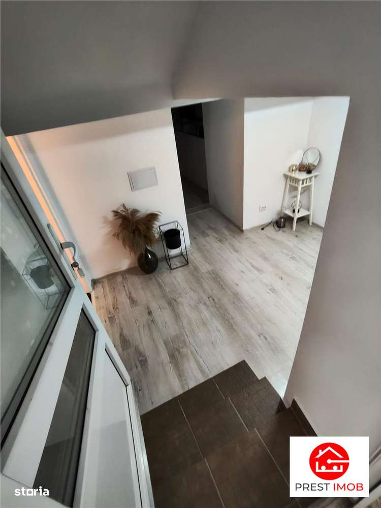 Apartament si spatiu comercial de vanzare-11