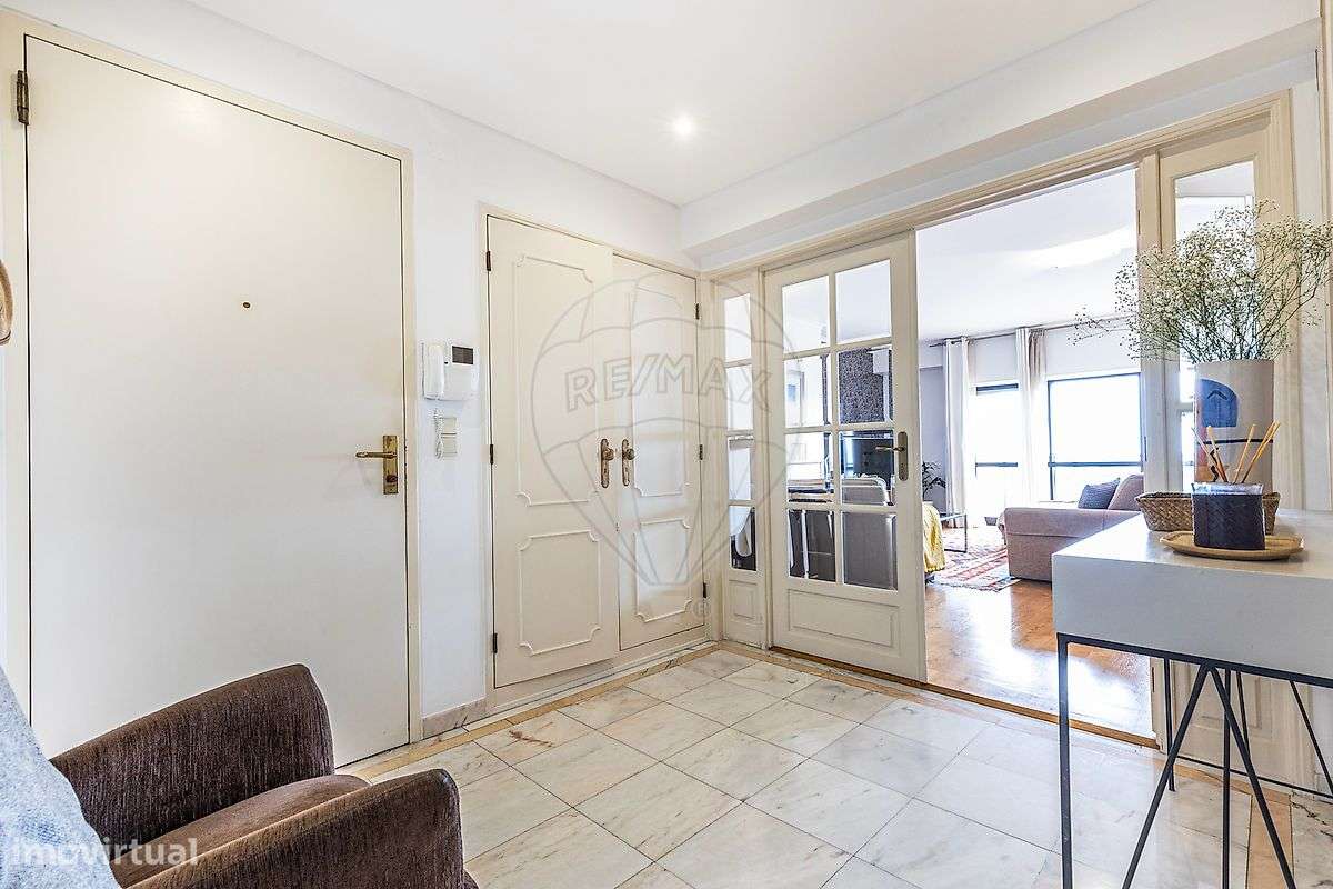 Apartamento T5 para venda - Grande imagem: 2/15