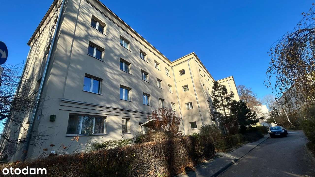 Dwustronne mieszkanie z balkonem francuskim !-0