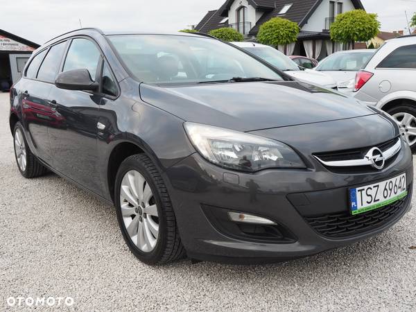 Opel Astra 1.4 Turbo Cosmo - 12