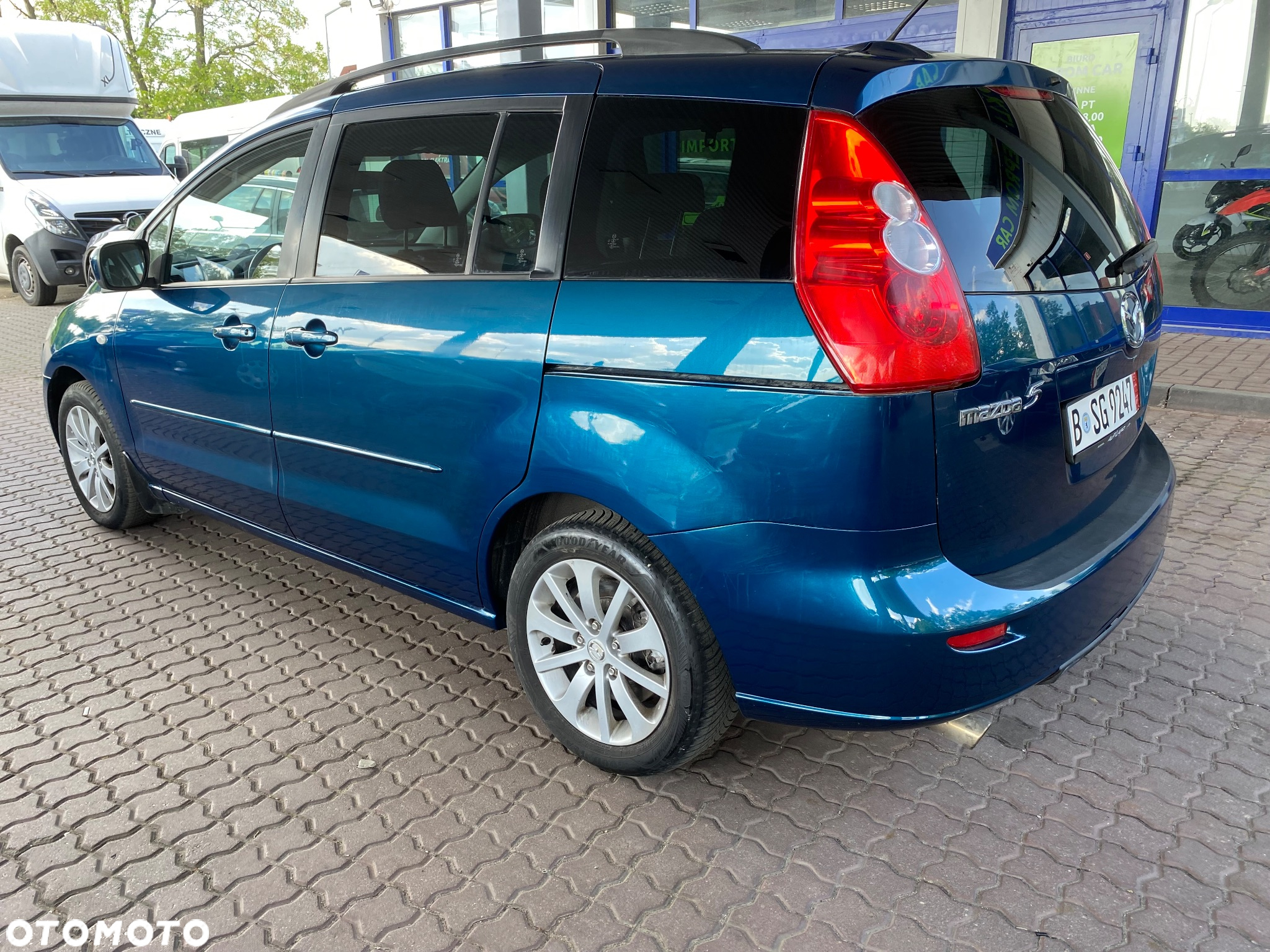 Mazda 5 2.0 Active - 10