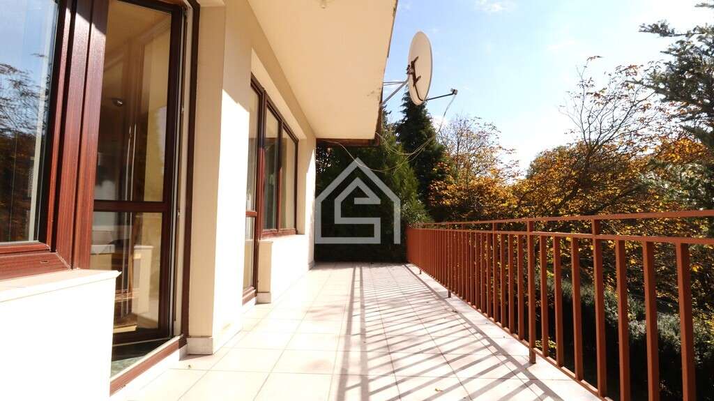 Dom w Żegocinie na sprzedaż-9