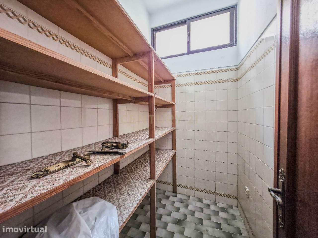 Moradia em Arcozelo — Elegância, Espaço e Proximidade ao Mar-15