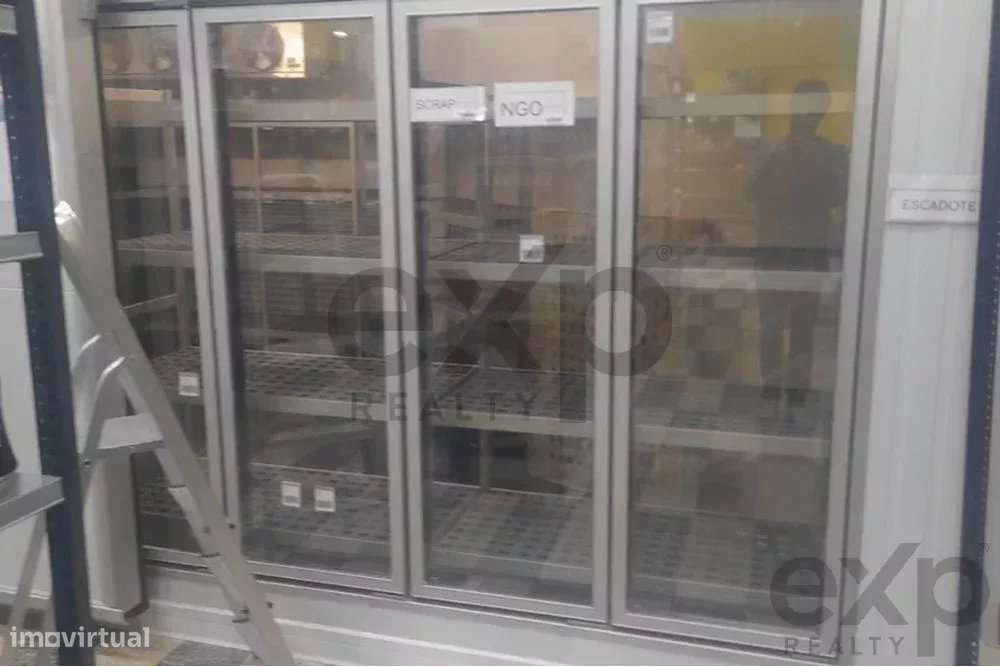 ARMAZÉM - S. DOMINGOS DE BENFICA - Grande imagem: 4/5