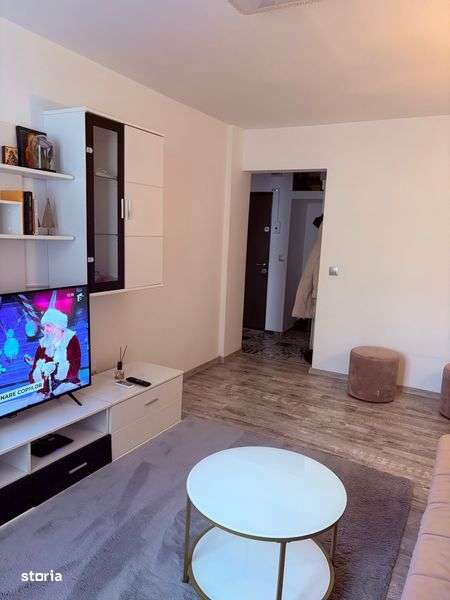 Vand apartament 2 camere, calea rahovei , bloc cu Mega Image la parter - Imagine principală: 5/8