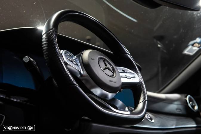 Mercedes-Benz E 200 AMG Line - 20