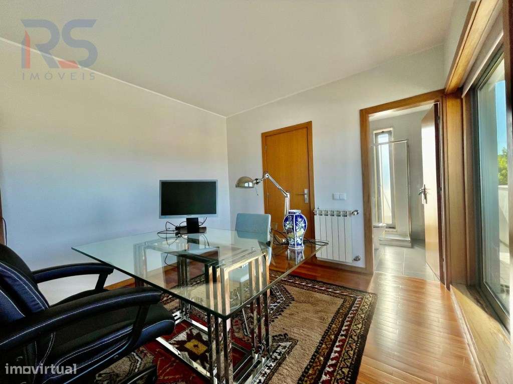 Moradia condomínio fechado T5-25