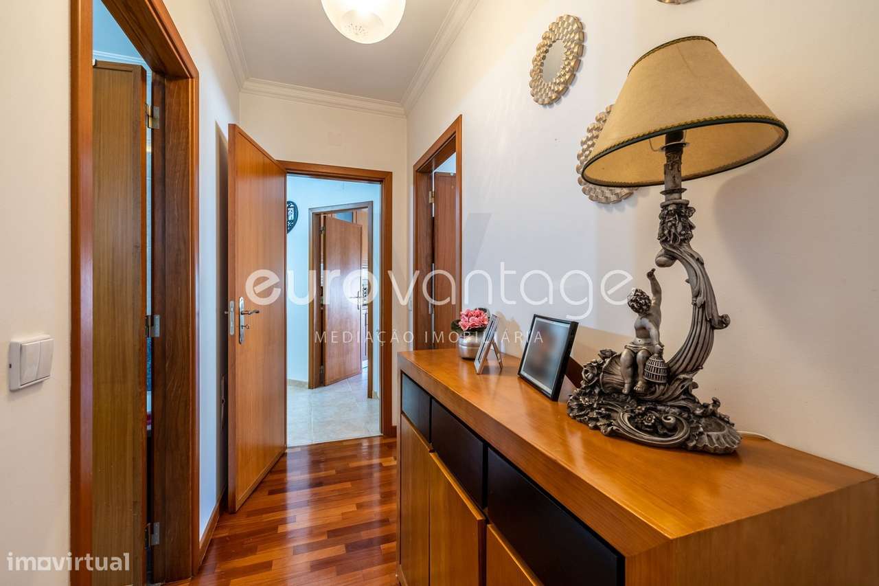 Apartamento T2 na Urbanização de São Romão-25
