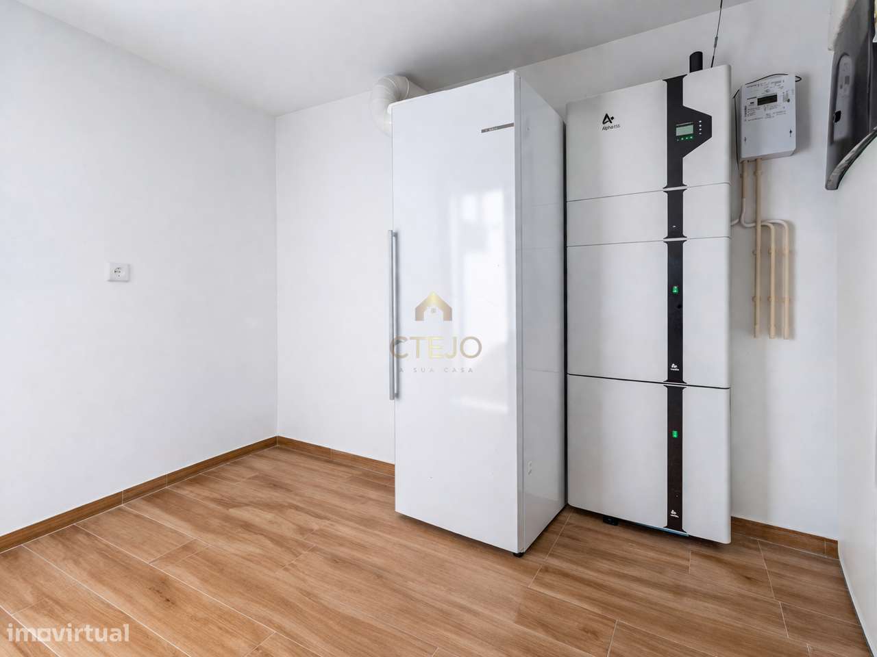 Moradia T2 Moderna com Pátio, Varanda e Chão Radiante – Bairro da Petr-19