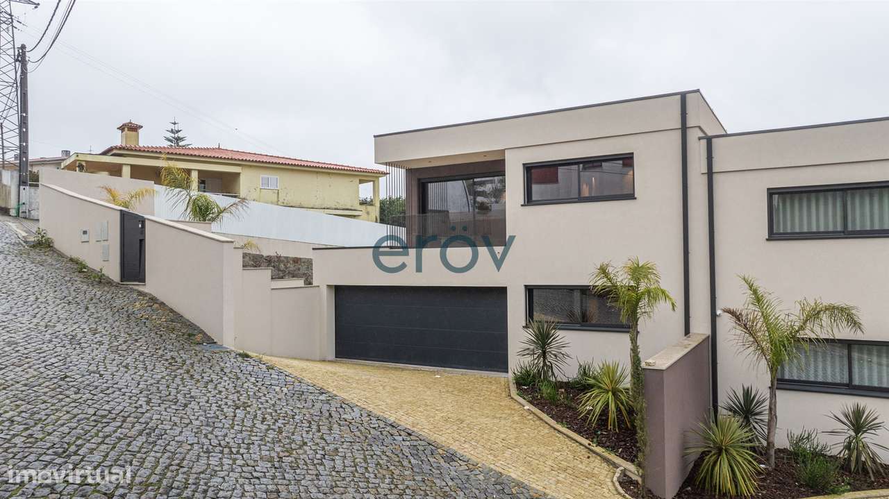 Moradia T4 de Luxo em Requião – Vila Nova de Famalicão-5