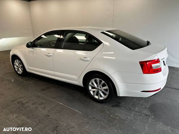 Skoda Octavia 1.6 TDI Style - 26