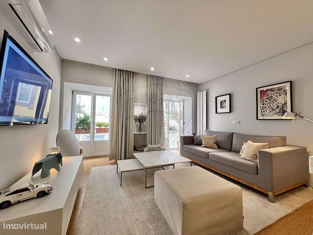 Prédio  para venda - Grande imagem: 2/24