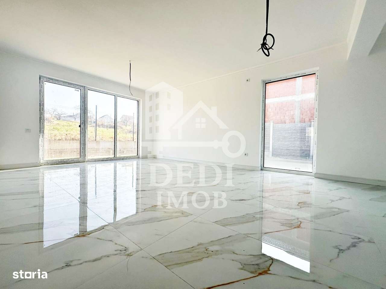 Casă de vânzare cu 4 camere in Oncea, Bihor-3