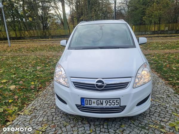 Opel Zafira - 1