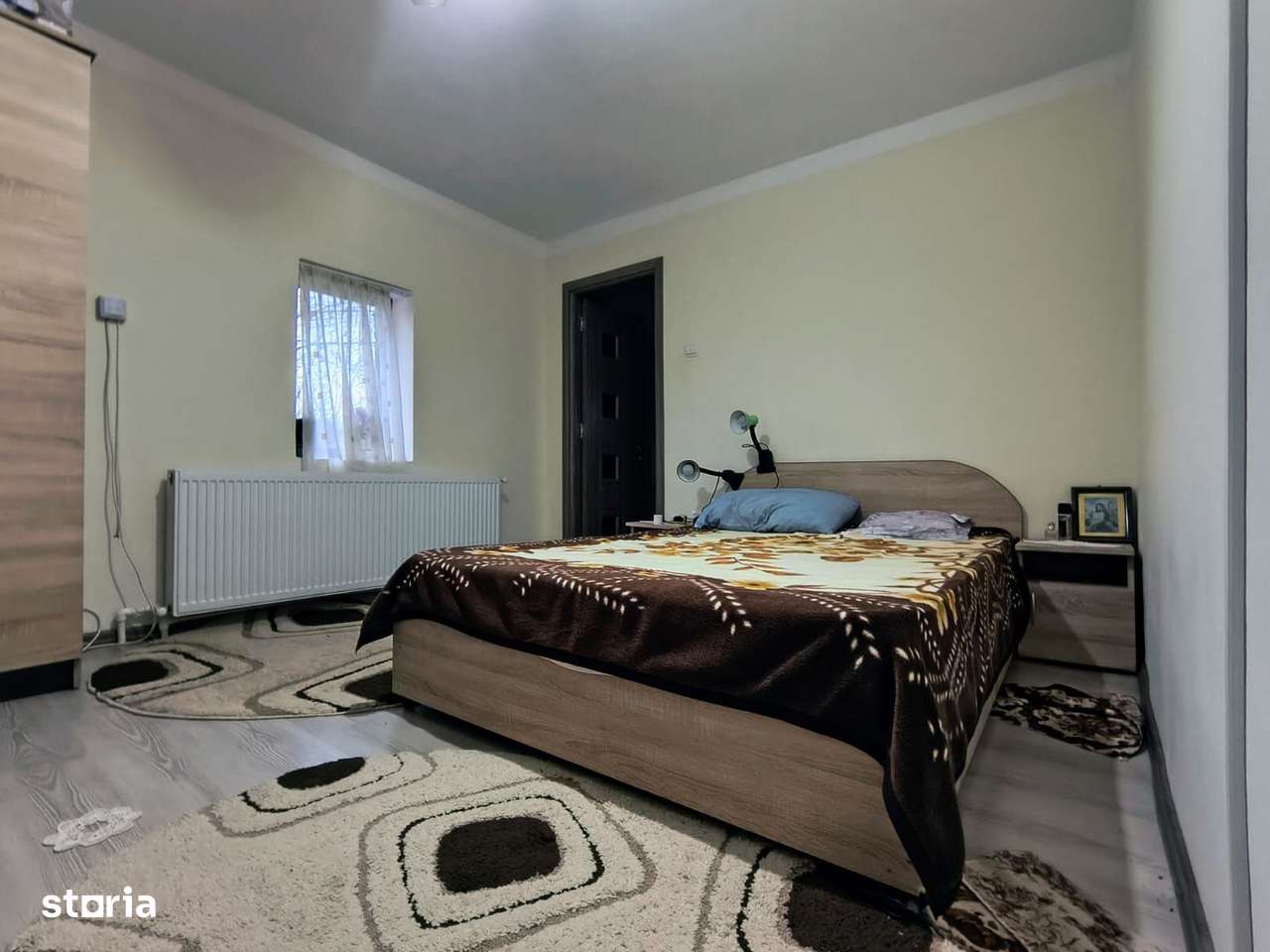 Casa de vânzare în Malu cu Flori- liniște, natura și aer curat!-3