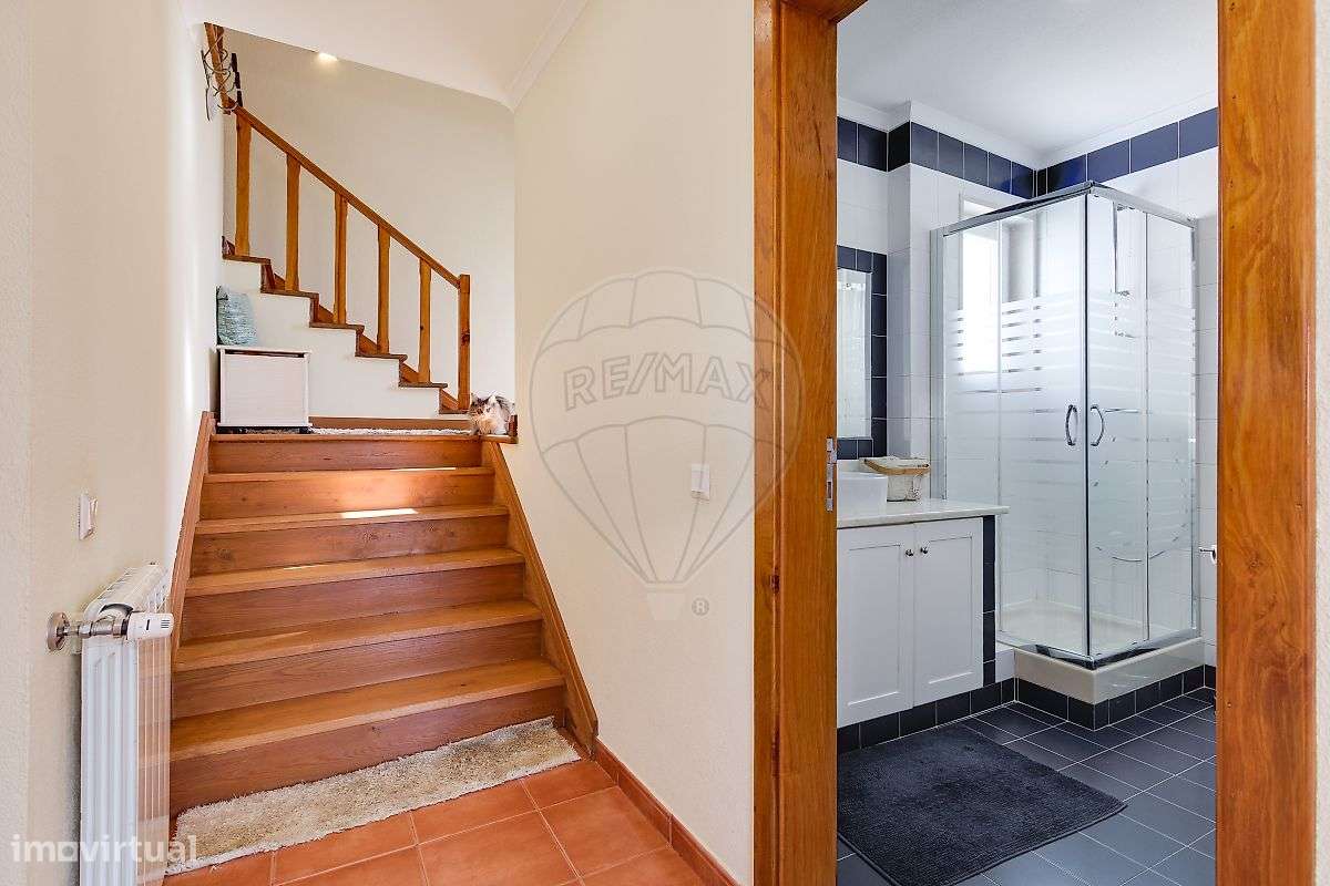 Moradia T5 para venda-12