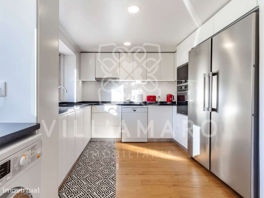 Moradia Bi-familiar térrea T2+1, com cave, renovada, jardim, garage...-15