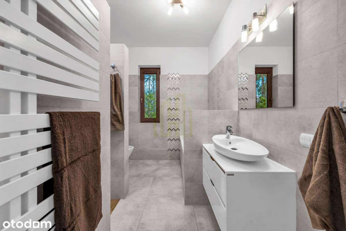 Nowoczesny dom 168,89 m² – cisza, las i przestrzeń-15