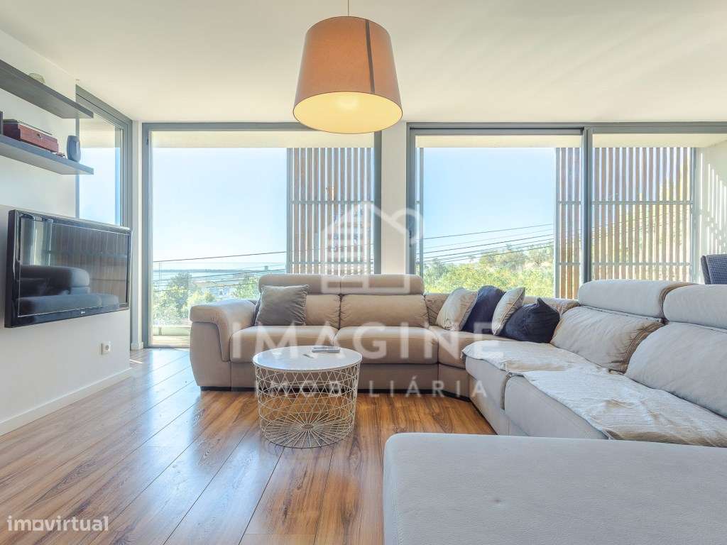 Moradia recente, de arquitectura contemporânea. com vista para o Ri... - Grande imagem: 2/48