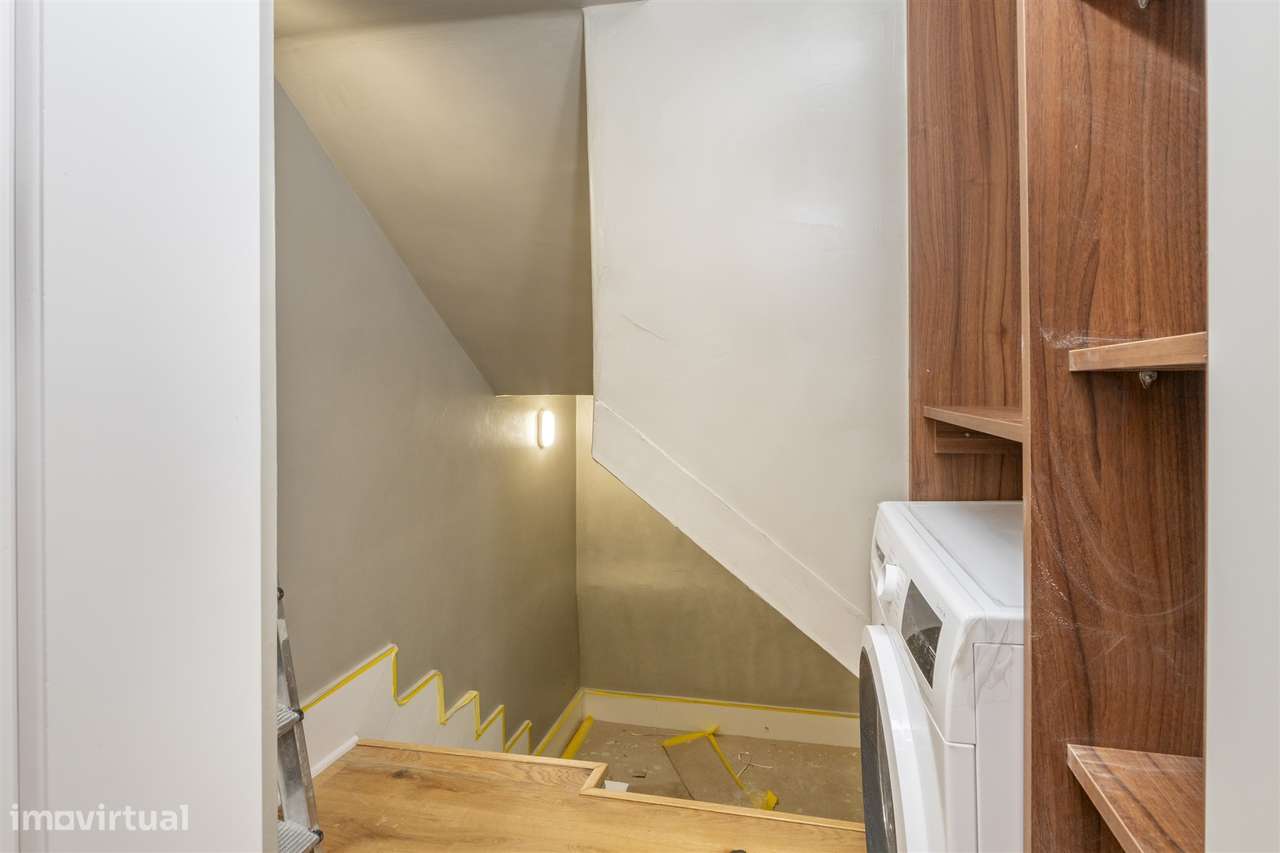 Apartamento T3 nas Avenidas Novas, Lisboa-26