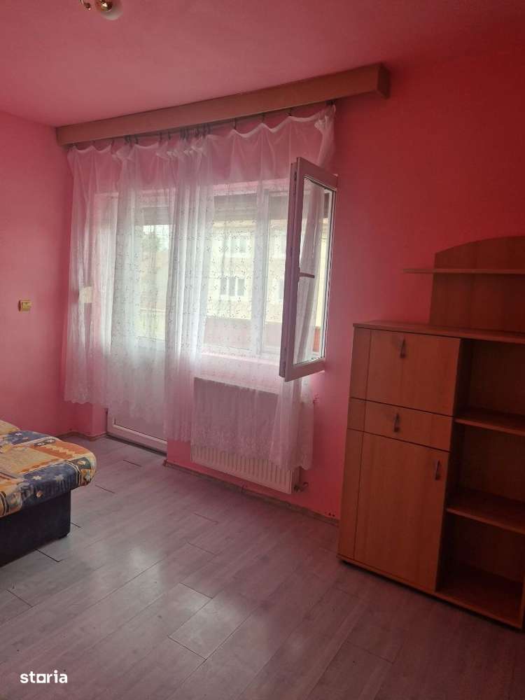 Inchiriere apart.1 cam. ,centrala proprie, Bloc izolat - Imagine principală: 3/9