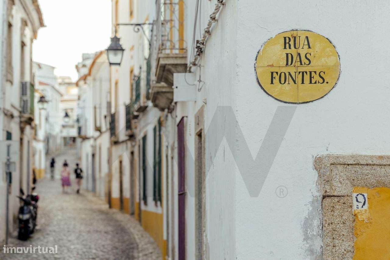 T2 no Centro Histórico, completamente mobilado e equipado . 2 quartos - Grande imagem: 5/27