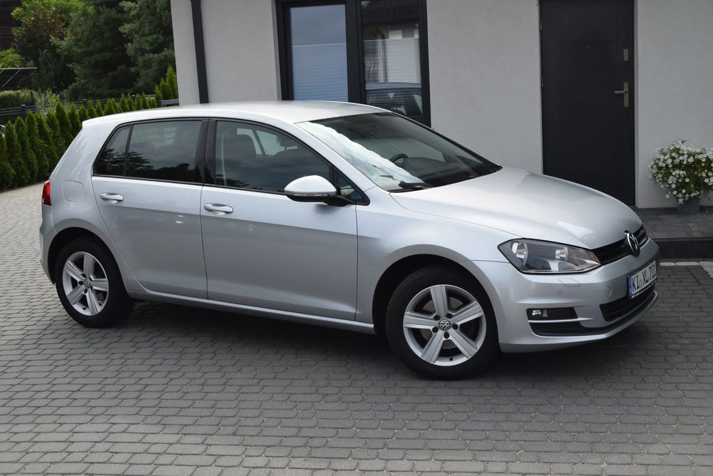 Volkswagen Golf VII (2012-2020) 1.2 TSI BlueMotion Technology Comfortline 2013